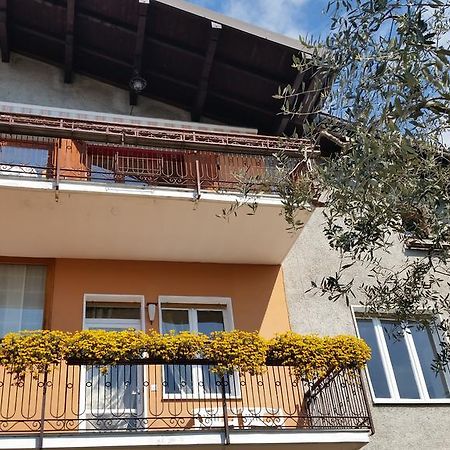 Apartment Iseo Lake Sale Marasino Ruang foto
