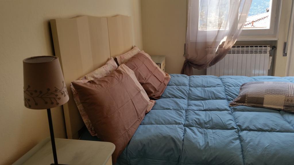 Apartment Iseo Lake Sale Marasino Ruang foto