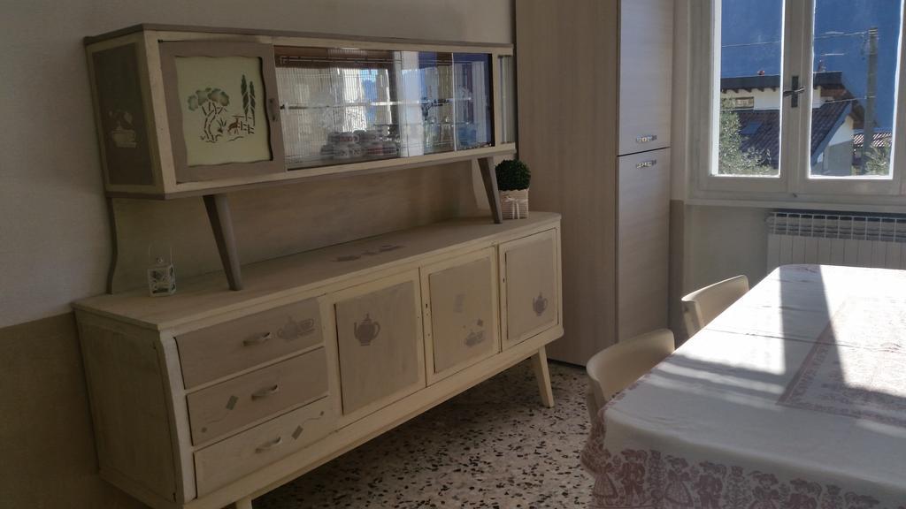 Apartment Iseo Lake Sale Marasino Ruang foto