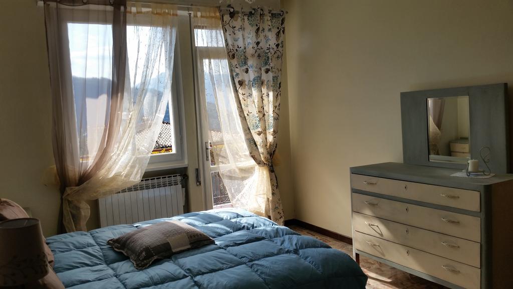 Apartment Iseo Lake Sale Marasino Ruang foto