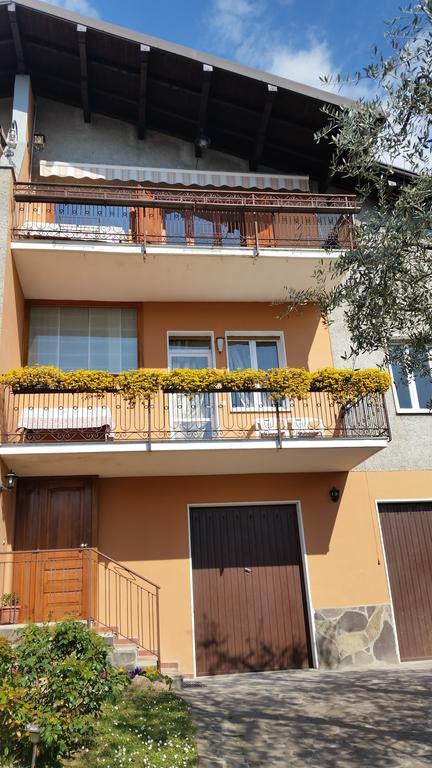 Apartment Iseo Lake Sale Marasino Ruang foto